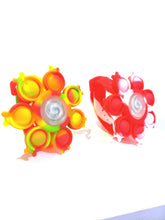 Cargar imagen en el visor de la galería, JUGUETE INTERACTIVO: PULSERA CON LUCES LED, POPIT Y SPINNER ✨
